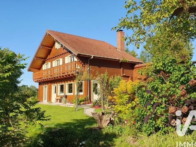 Maison 11 pièces 244 m²