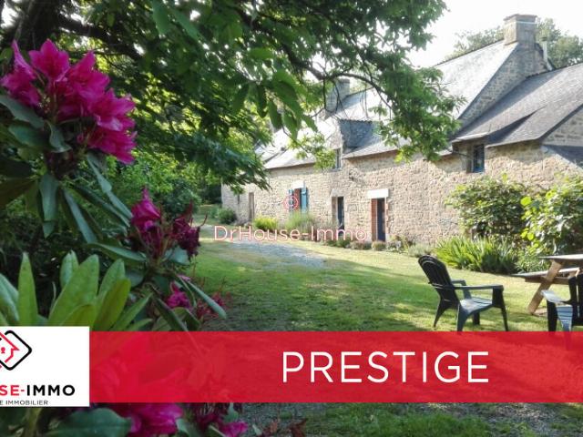 Maison 11 pièces 245 m²
