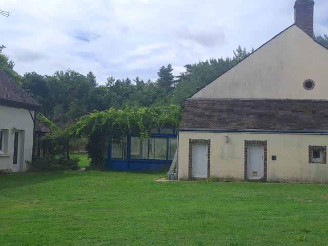 Maison 11 pièces 245 m²