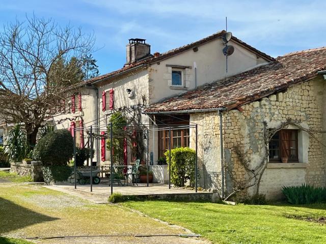 Maison 11 pièces 245 m²
