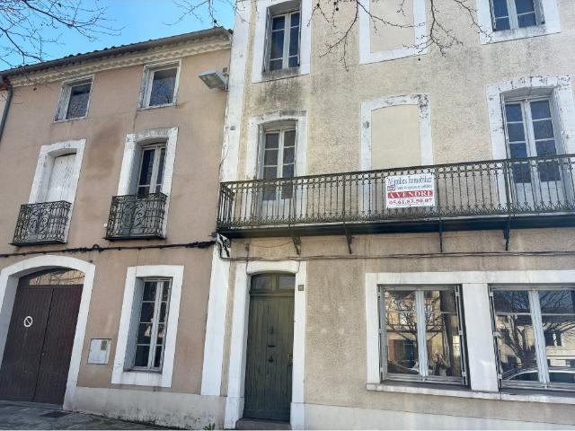 Maison 11 pièces 245 m²