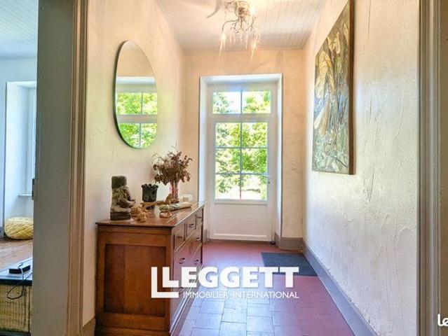 Villa 11 pièces 249 m²