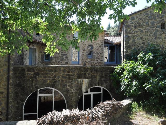 Maison 11 pièces 249 m²
