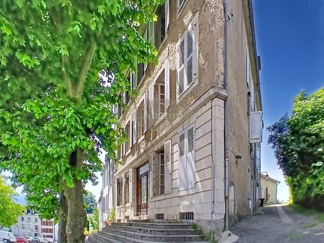 Maison 11 pièces 250 m²