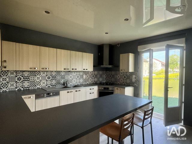 Maison 11 pièces 252 m²