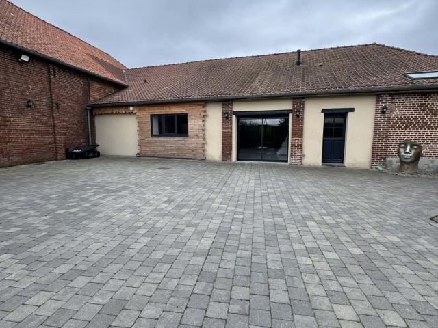 Maison 11 pièces 260 m²
