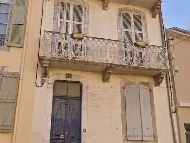Maison 11 pièces 260 m²