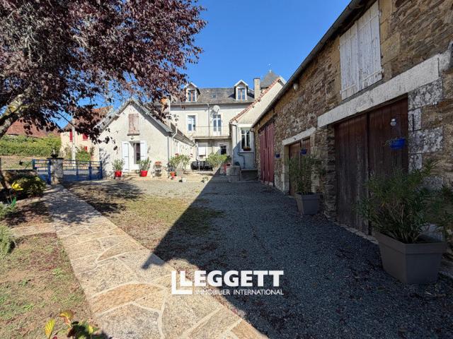 Maison 11 pièces 260 m²