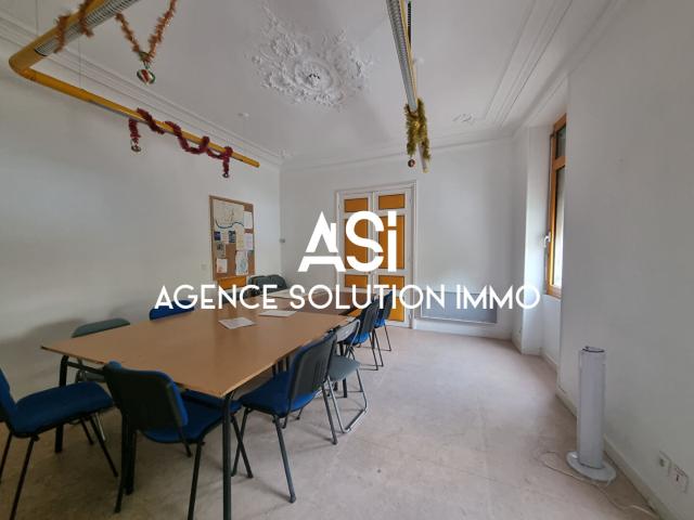 Maison 11 pièces 260 m²