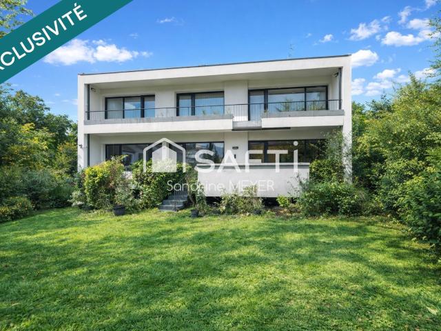 Maison 11 pièces 262 m²