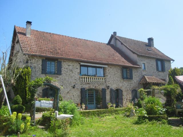 Maison 11 pièces 262 m²