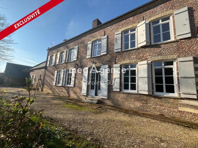 Maison 11 pièces 267 m²