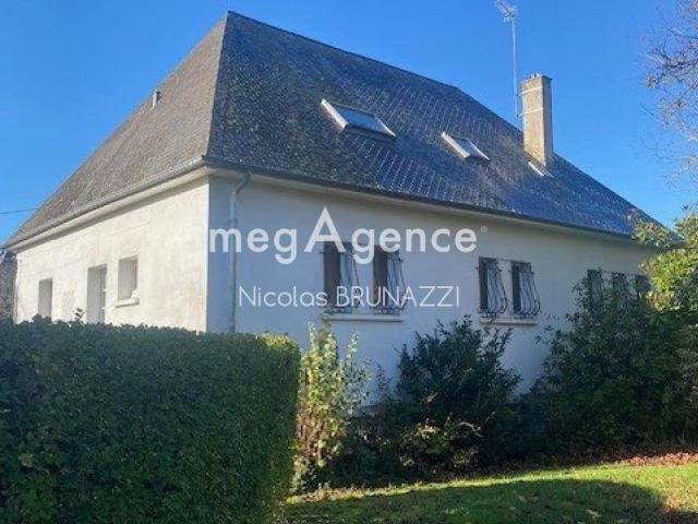 Maison 11 pièces 264 m²