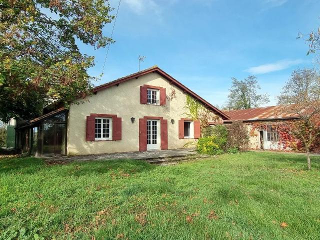 Maison 11 pièces 265 m²
