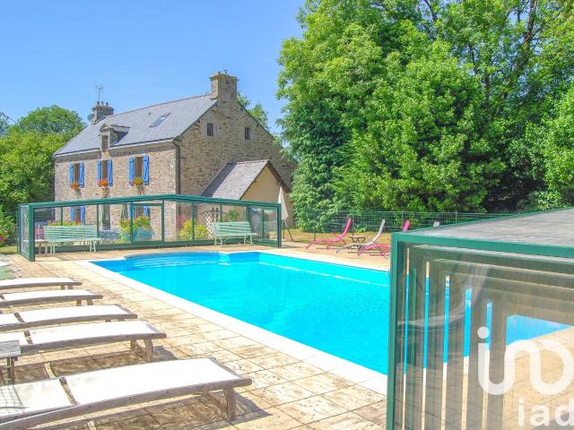 Maison 11 pièces 265 m²