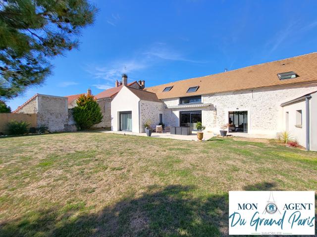 Maison 11 pièces 269 m²