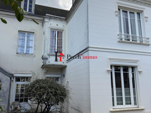 Maison 11 pièces 270 m²
