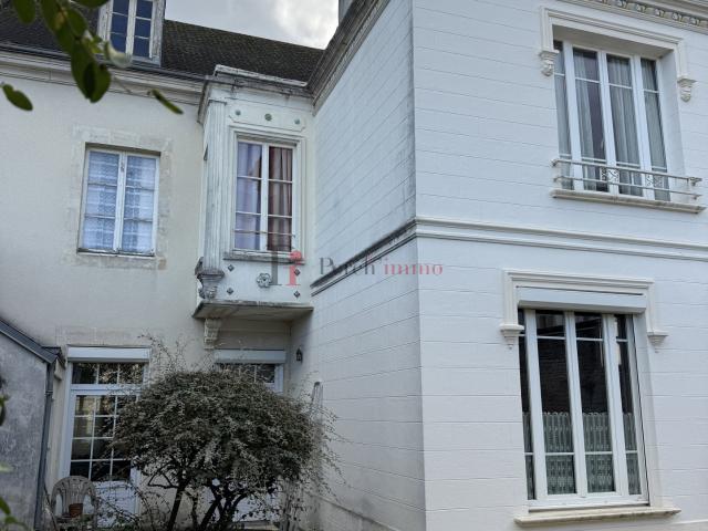 Maison 11 pièces 270 m²