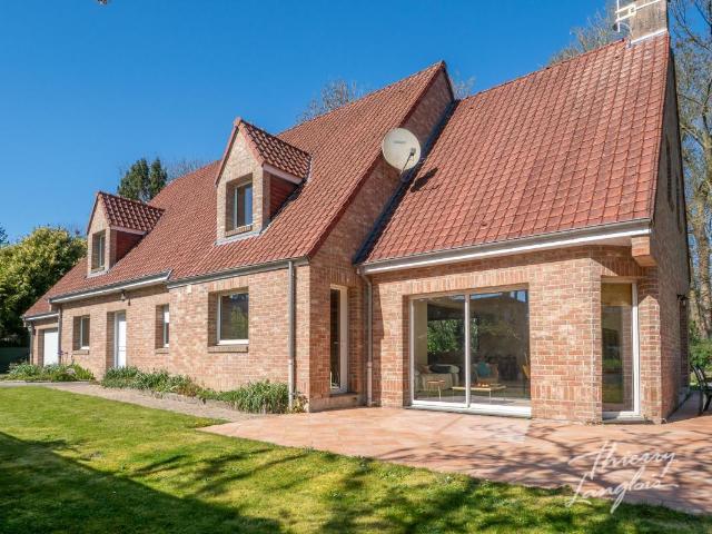 Maison 11 pièces 270 m²