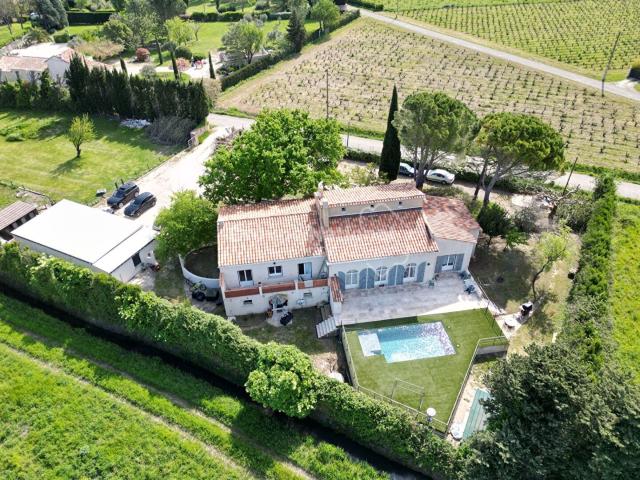 Maison 11 pièces 271 m²
