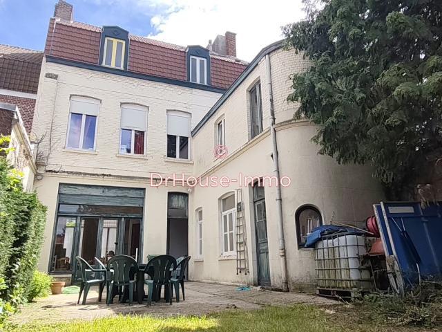 Maison 11 pièces 277 m²