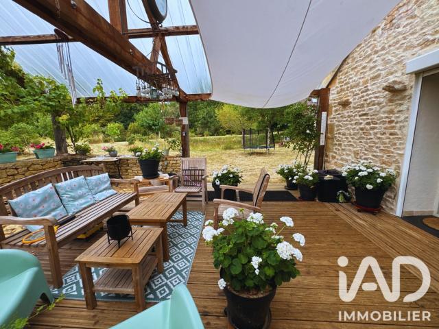 Maison 11 pièces 275 m²