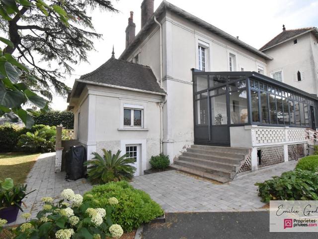 Maison 11 pièces 278 m²