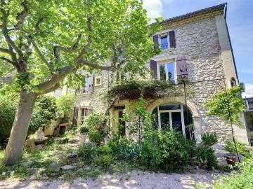 Maison 11 pièces 283 m²