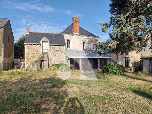 Maison 11 pièces 280 m²