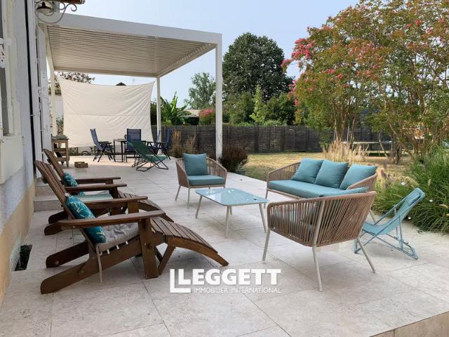 Maison 11 pièces 280 m²