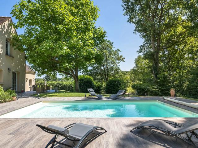 Maison 11 pièces 280 m²