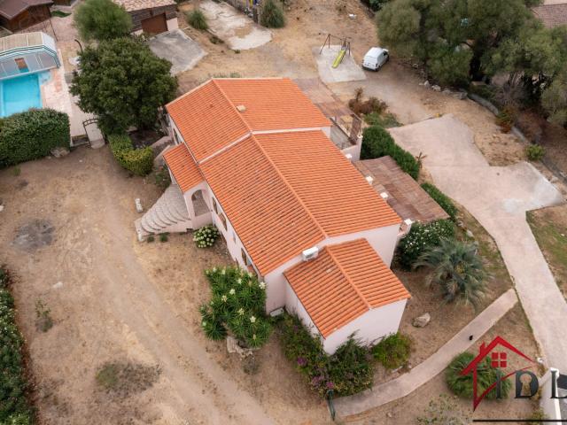 Maison 11 pièces 282 m²