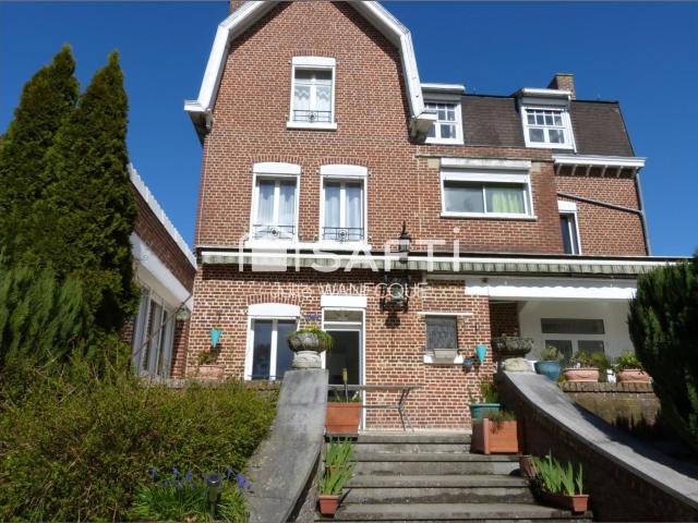 Maison 11 pièces 282 m²