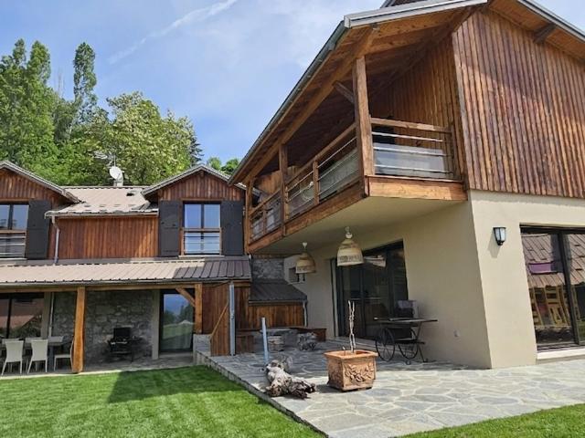 Maison 11 pièces 287 m²