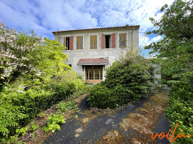 Maison 11 pièces 285 m²