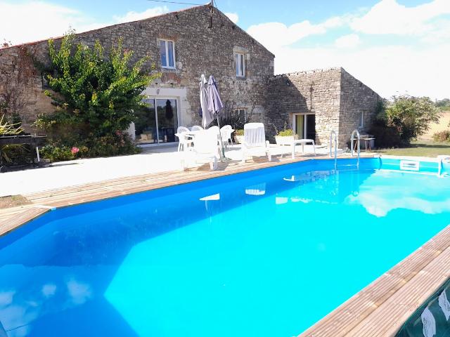 Maison 11 pièces 285 m²