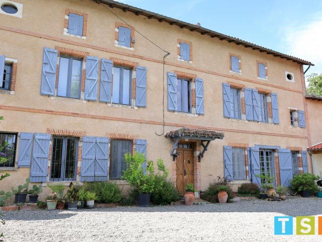 Maison 11 pièces 286 m²