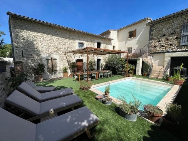 Maison 11 pièces 293 m²