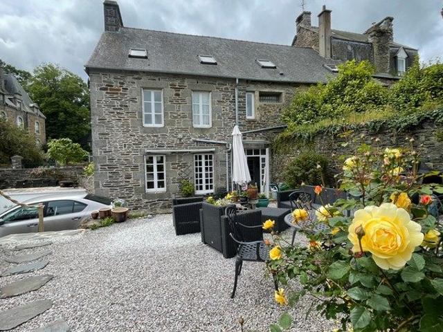 Maison 11 pièces 290 m²