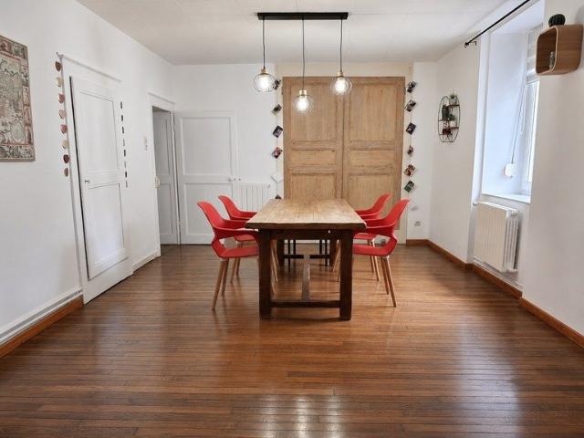 Maison 11 pièces 291 m²
