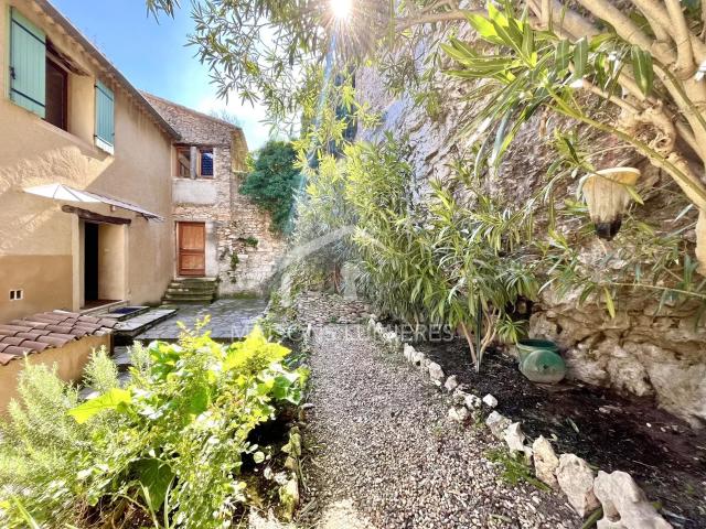 Maison 11 pièces 292 m²