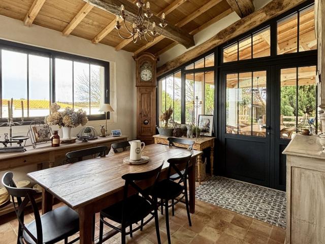 Maison 11 pièces 297 m²