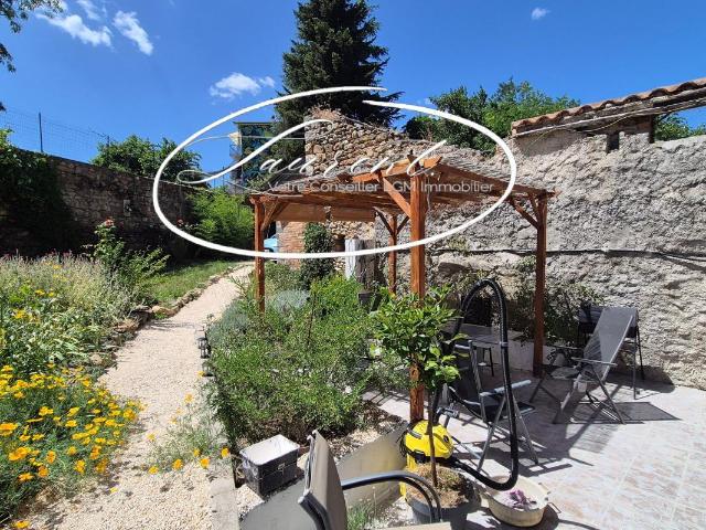 Maison 11 pièces 299 m²