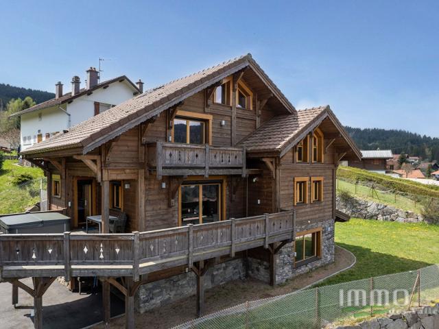 Maison 11 pièces 207 m²