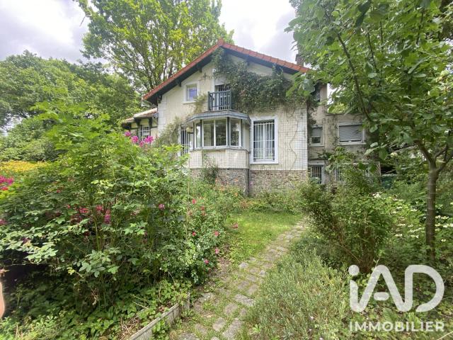 Maison 11 pièces 204 m²