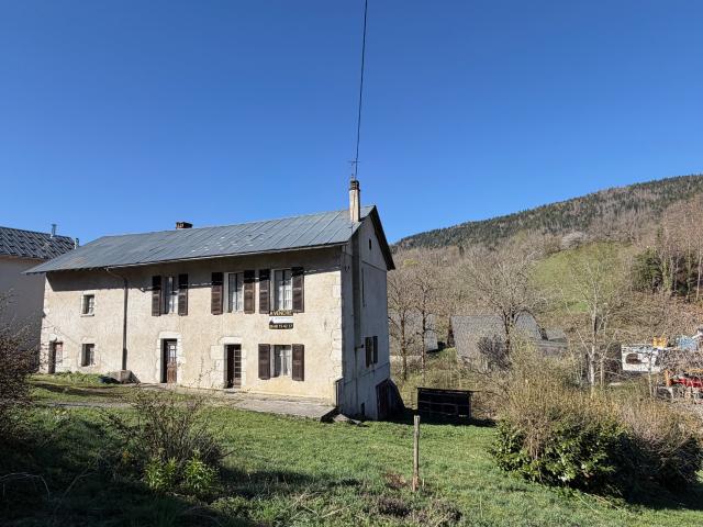Maison 11 pièces 205 m²