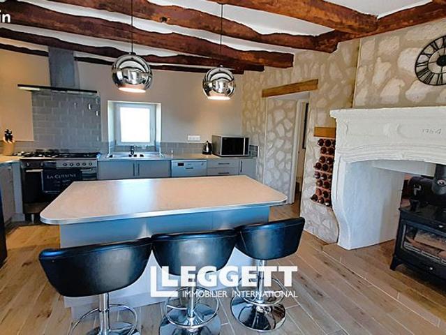 Maison 11 pièces 208 m²
