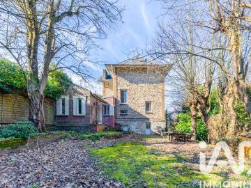 Maison 11 pièces 210 m²