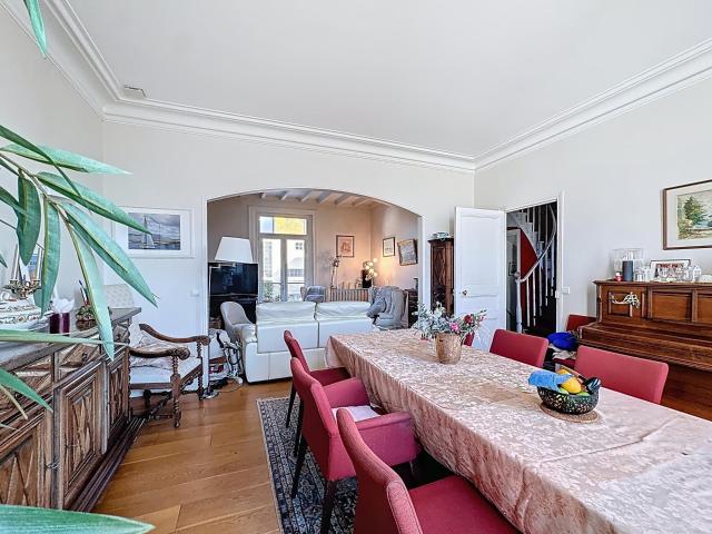 Maison de maître 11 pièces 217 m2