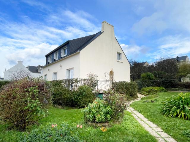 Maison 11 pièces 214 m²